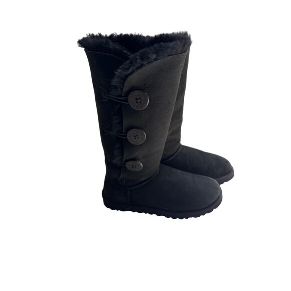 Original UGG Australia Classic Bailey Button 1873 Tall Boots Size 6 - Picture 1 of 10
